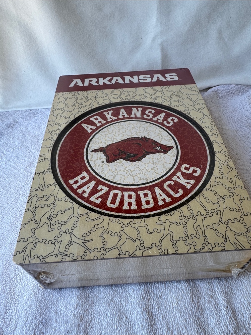 Arkansas Razorbacks wooden puzzle - Picture 3 of 3
